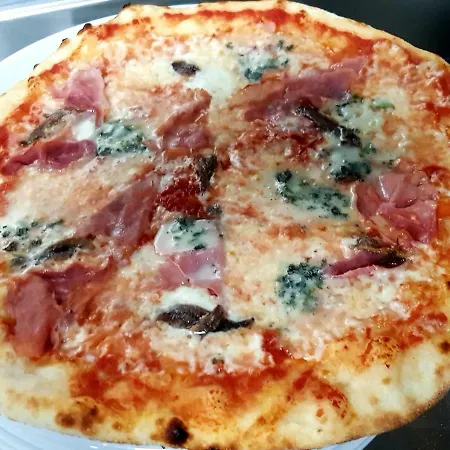 Oda ve Kahvaltı Ristorante Ombrone 4*